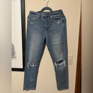 American Eagle high rise jean size 6